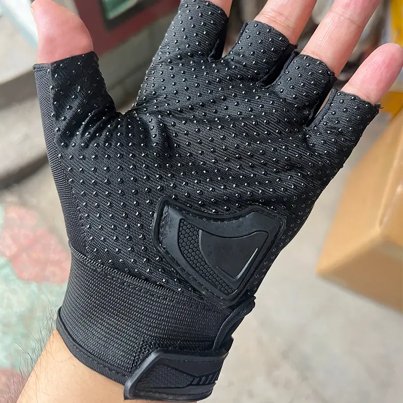机车手套半指男式秋夏冬季手套摩托车拳击硅胶塑料壳防滑防摔骑行