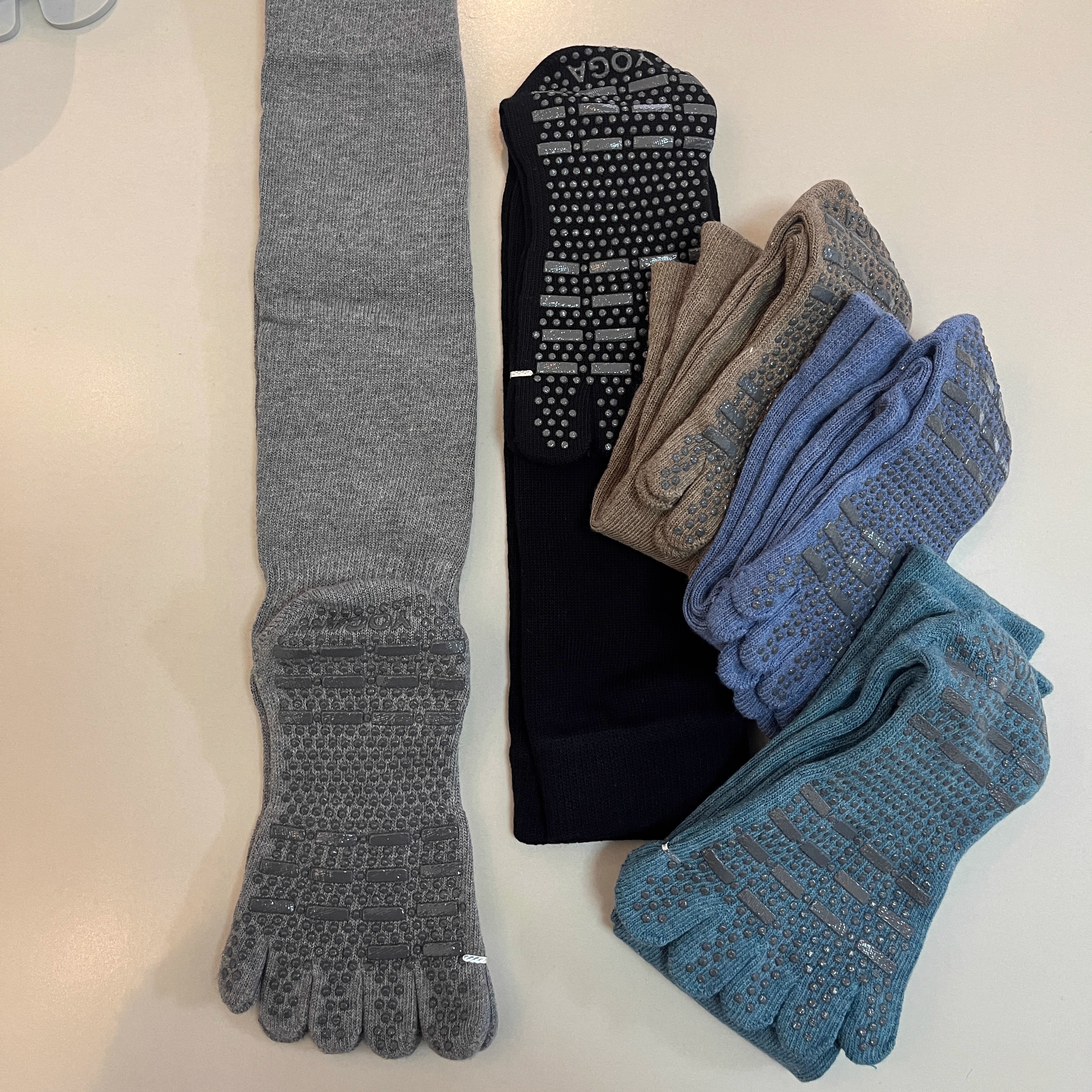 防滑五指瑜伽袜普拉提运动健身