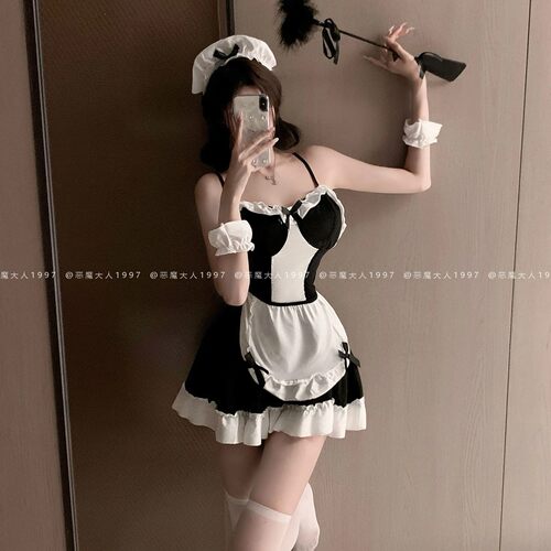 情趣性感黑白吊带小女佣女仆制服