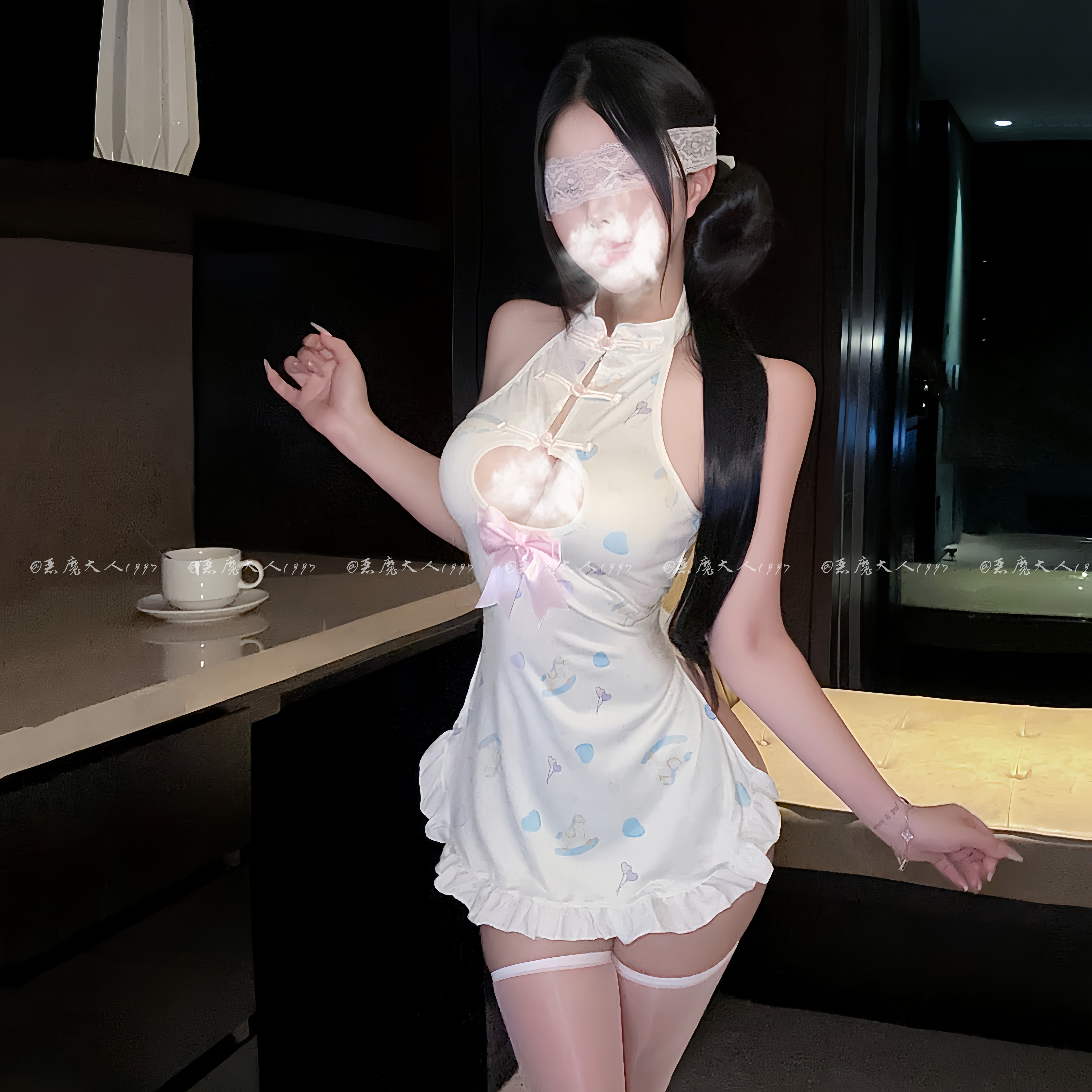 恶魔大人情趣可爱软萌纯欲盘扣露沟肚兜蝴蝶结露臀旗袍性感短裙女
