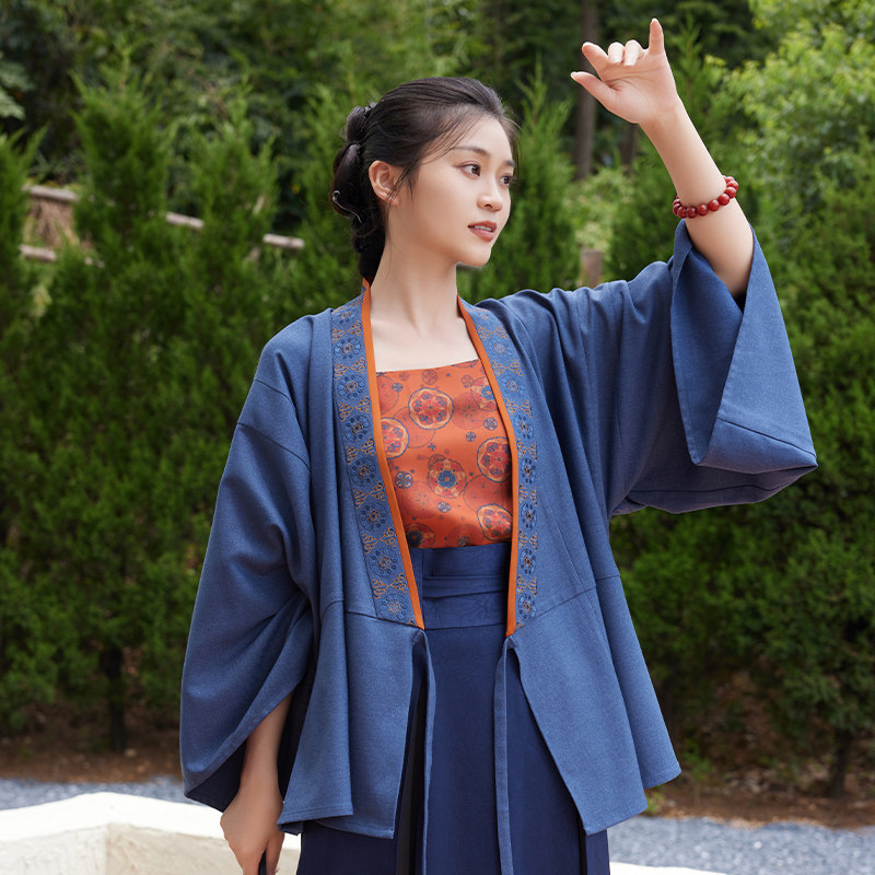 听旬汉服2024秋季改良四破三裥裙图片