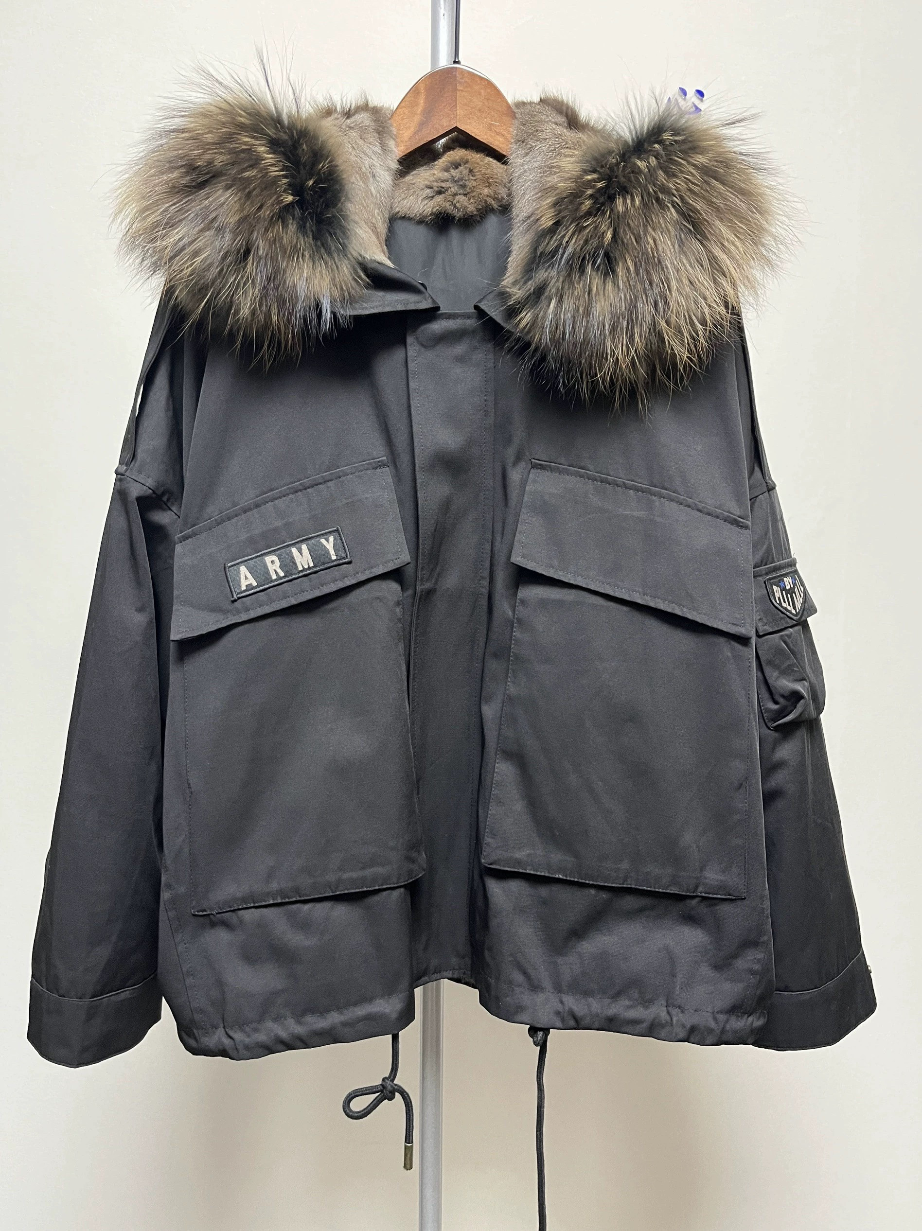 韩版派克服女式冬新款短款工装进口松貂内胆貉子毛领皮草外套连帽