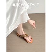 夹趾罗马凉鞋 真皮 夏外穿海边度假拖鞋 人字拖女2026新款 骄屿法式