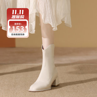 廣東 惠州驕嶼白色短靴女馬丁靴2022年新款秋冬方頭粗跟高跟高級感瘦瘦靴子