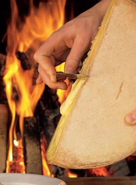 法国进口板烧奶酪raclette烤芝士 整轮火锅拉克莱干酪 法国烤芝士