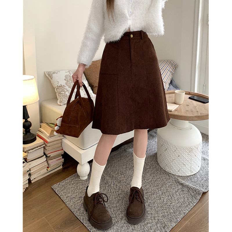 大码复古咖色灯芯绒中长款裙子