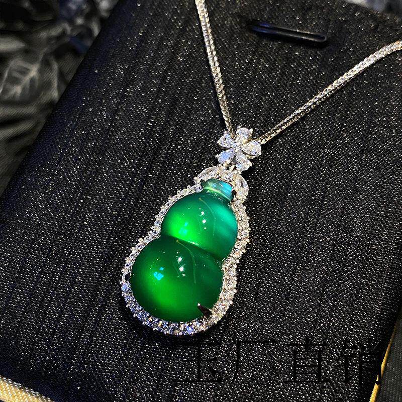 高端缅甸老坑冰种阳绿翡翠色葫芦冰种吊坠银镶钻玉坠满绿项链送礼