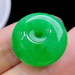 苹果绿翡翠平安扣吊坠男女厚装面包扣子缅甸老坑处理豆种飘绿挂件