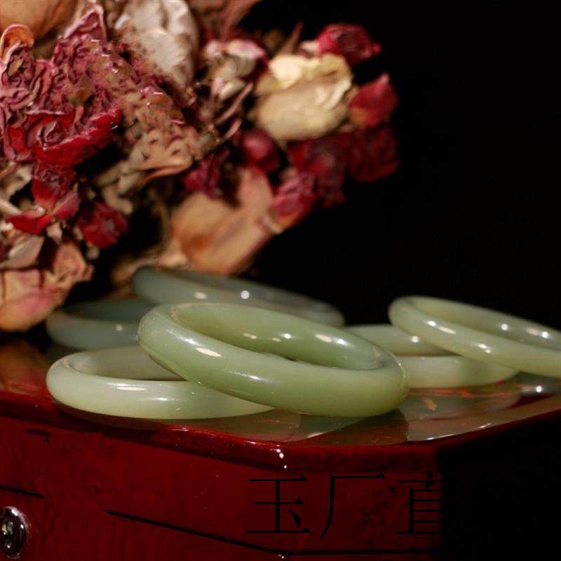 和田玉青白玉手镯茶晴色湖水绿晴水玉镯子深绿旺夫圆条玉手镯证书