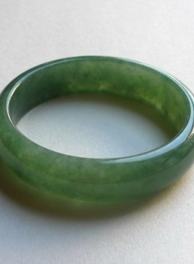 专柜正品天然缅甸高端翡翠 好种满绿色女款手镯子 正品玉器带证书