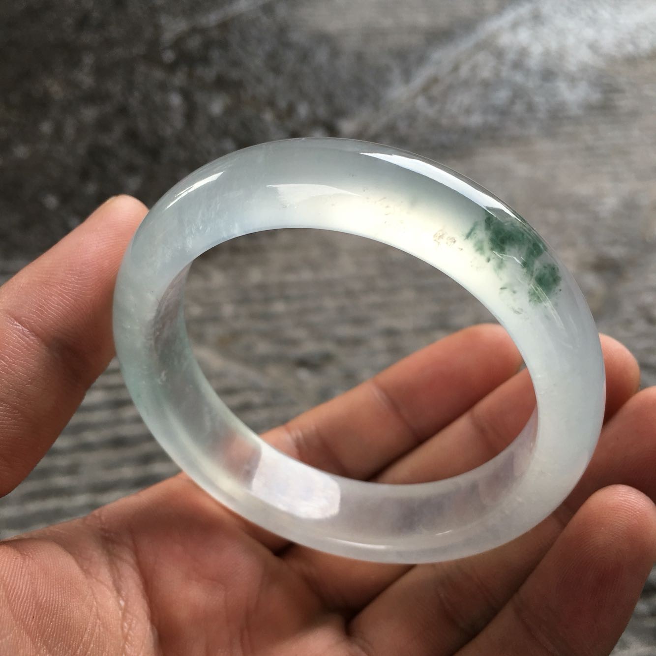 a货老坑玻璃种飘花正圈缅甸翡翠