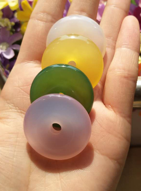 冰种玉髓红玛瑙翡翠绿蜜蜡吊坠