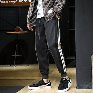 男士宽松三条杠运动裤