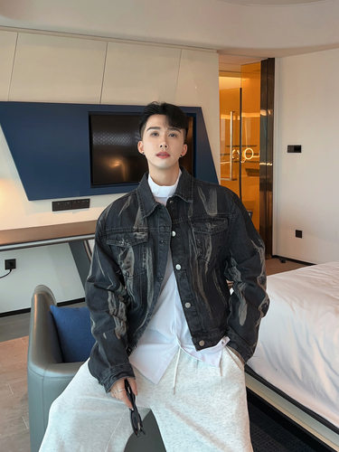 不规则涂鸦洗水牛仔夹克外套男士