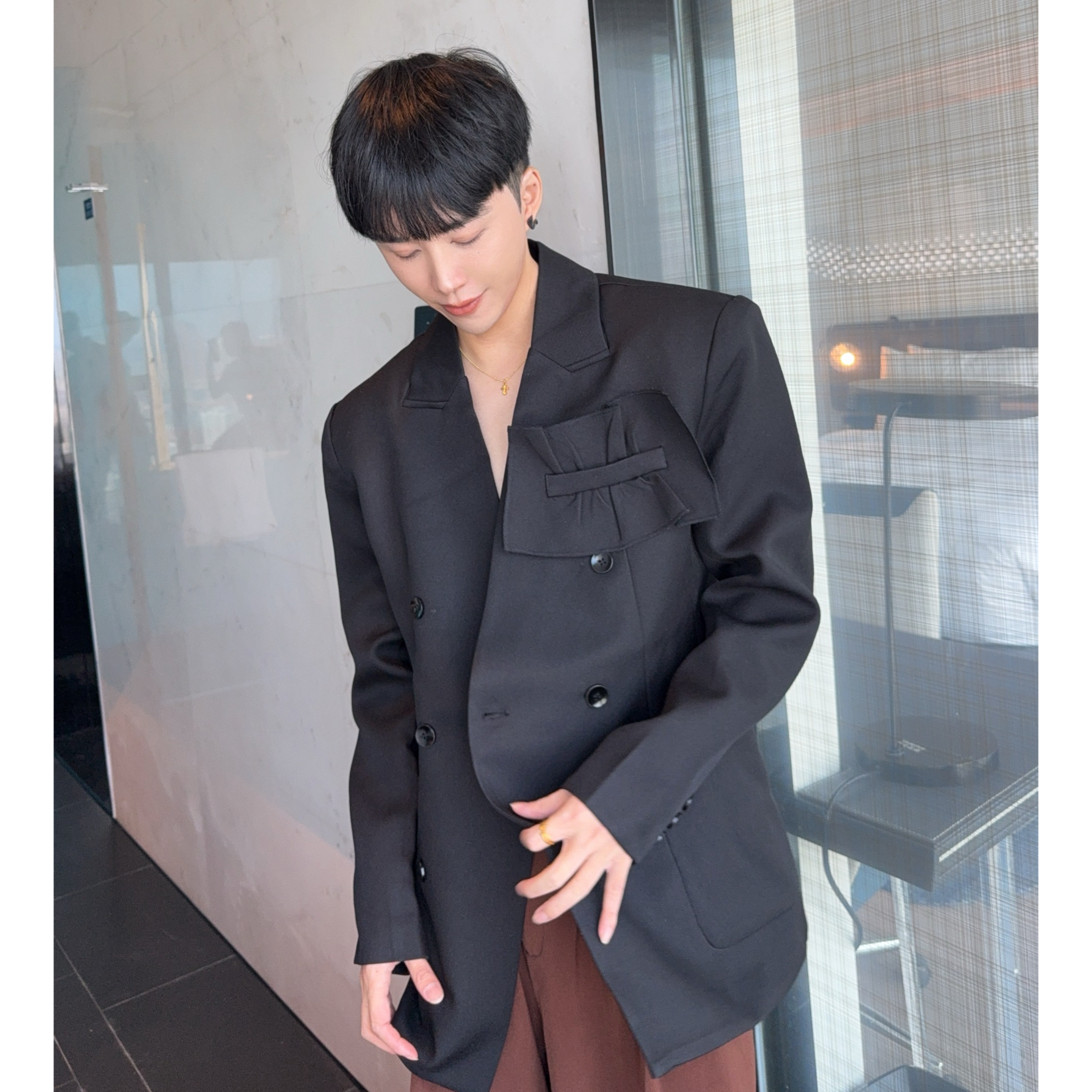 大富高级感收腰垫肩西装外套男士韩版高定廓形无领双排扣西服上衣