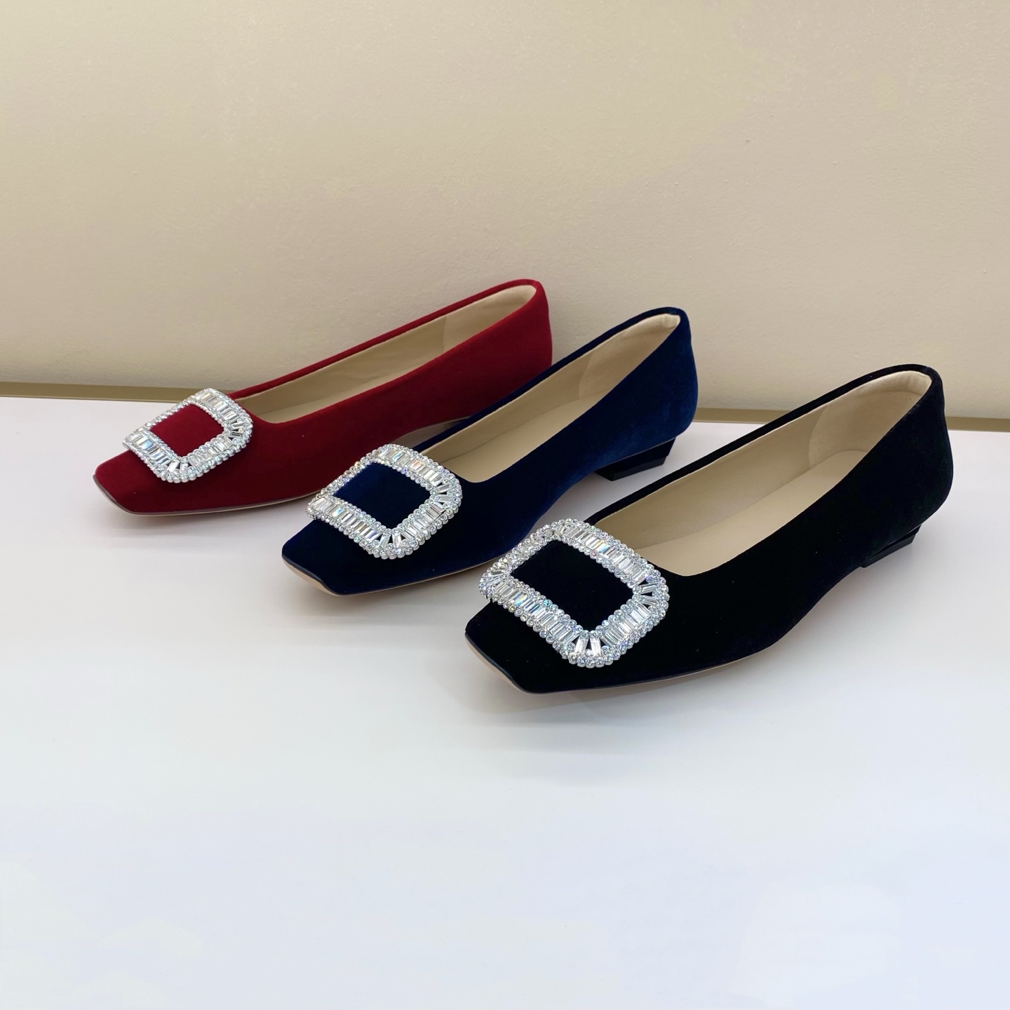 Federica Di Donato一线大牌方头浅口真丝绒奢华水钻低跟单鞋女