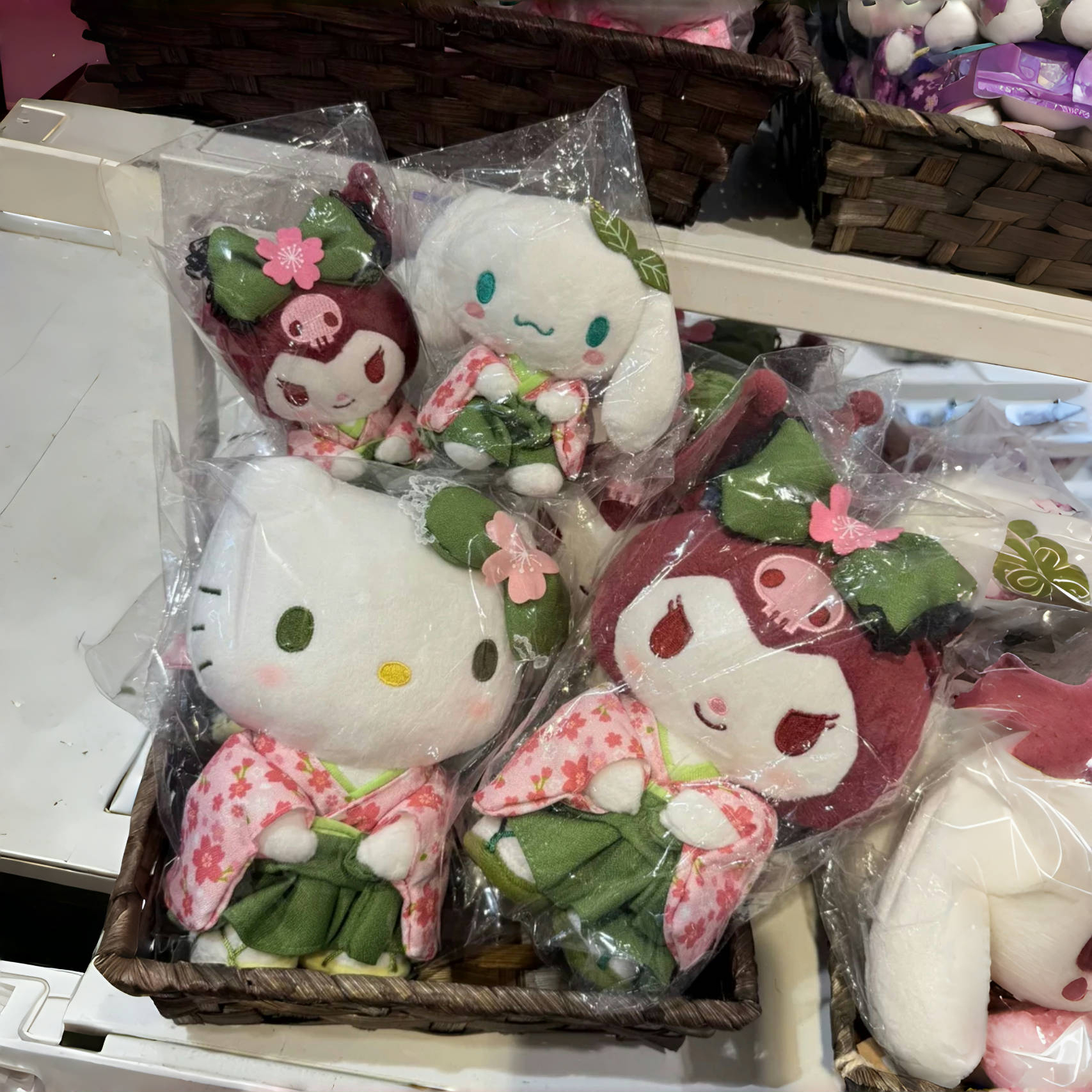 现货日本hellokitty抹茶和服KT凯蒂猫公仔毛绒挂件送礼物送女友