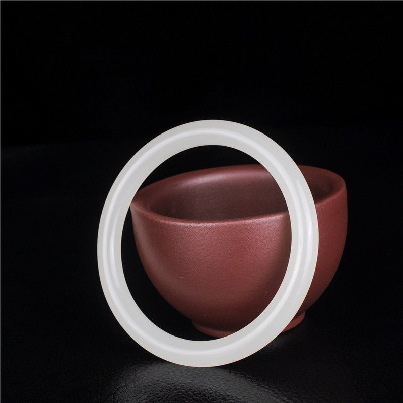 新疆和田玉羊脂级白玉碧玉旺夫玉手镯复古圆条镯子女细圆条玉镯子