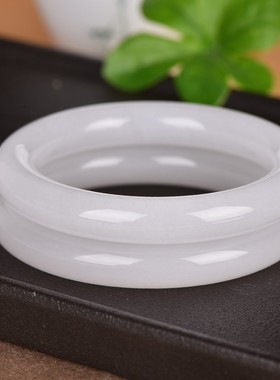 手镯手环新疆和田玉白玉