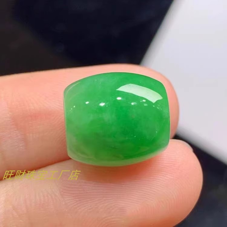 满绿色转运珠子锁骨链高档玉