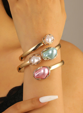 A niche  simple imitation pearl neckband adjustable bracelet