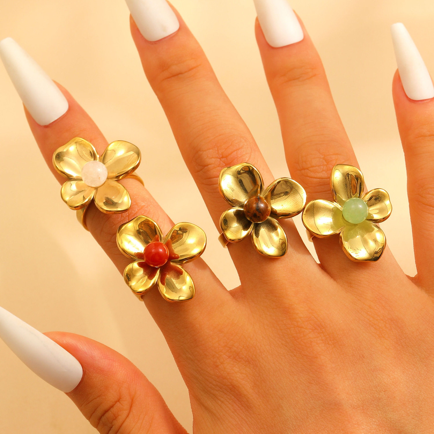 Exquisite design open ring with flowers and natural stone女