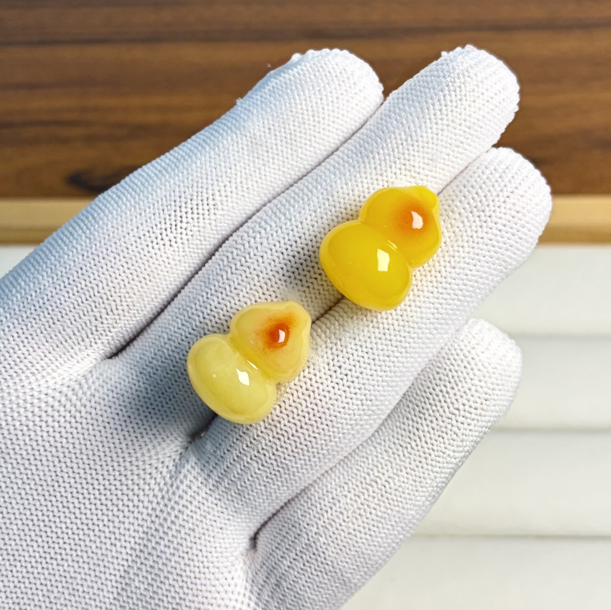 热销爆款非天然琥珀蜜蜡双俏色葫芦散珠DIY文玩配饰套装