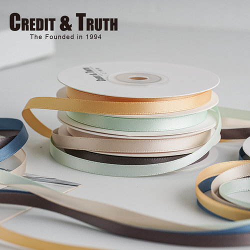 0.6cm精品双面丝带Credit&Truth