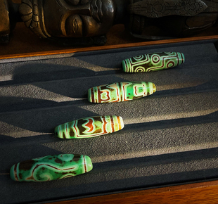 旧藏古珠西藏天珠九眼石页岩玛瑙玉髓18k青稞贡天珠