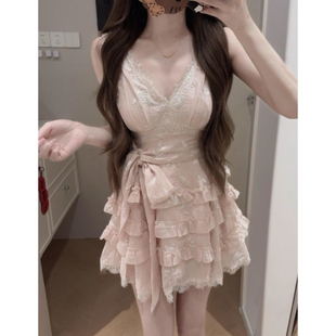 法式温柔风甜美doll粉色连衣裙v领拼接蕾丝蝴蝶结腰带贵气挂脖裙