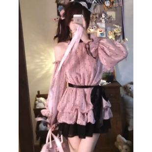 甜辣女团风y2k粉色波点挂脖飘带蝴蝶结露肩蛋糕连衣裙袖套两件套