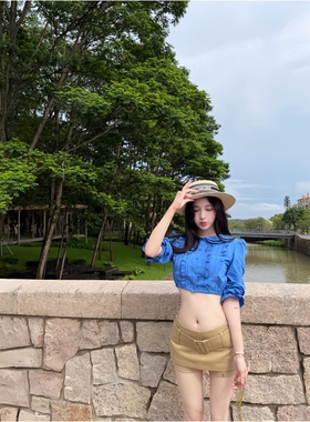 蓝色木耳边双层娃娃领中袖衬衫女夏季设计感显瘦气质短裙裤两件套