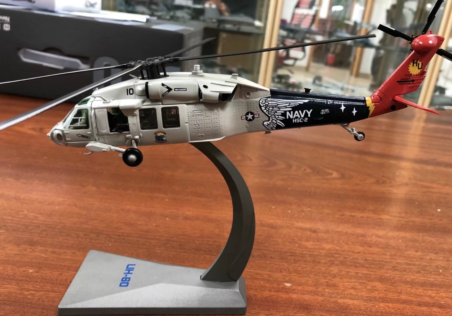 AF1 1/72美国空军 UH-60黑鹰直升机 HSC-2合金直升机模型模航