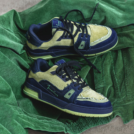 大手大脚时尚新款大码板鞋男45百搭潮鞋46情侣休闲47透气滑板鞋48