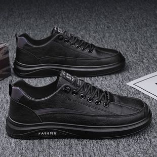 秋季男鞋新款透气防水防滑鞋子男款潮流百搭黑色皮鞋休闲运动板鞋