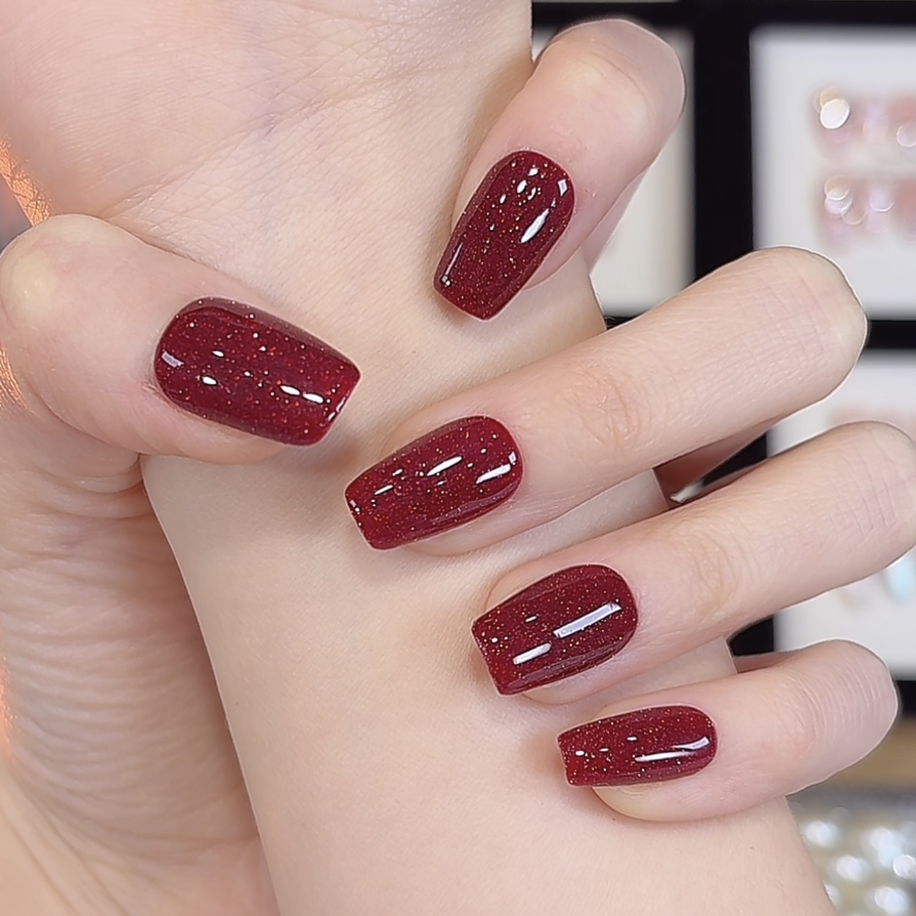 【碎闪星光】纯手工穿戴甲渐变爆闪显白纯欲风修饰甲型超好看美甲,彩妆/香水/美妆工具,穿戴甲/甲片,淘宝优惠券,粉丝福利购,淘宝优惠卷