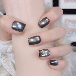 【黑矿石】纯手工穿戴甲裸色显白高级感成品短款美甲显白酷炫风