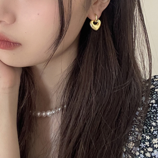 耳环小众设计感高级2026年新款潮爱心气质耳钉ins风925银针耳饰女