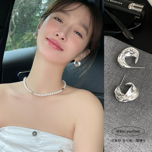 波浪金属耳环2026新款爆款独特漂亮耳钉女小众设计纯银银针耳饰