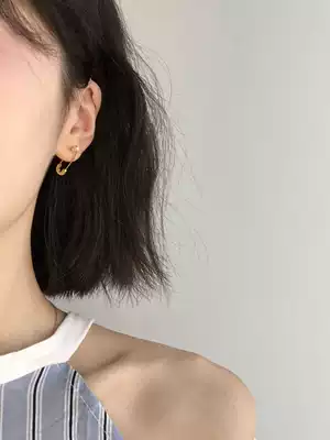 Cool handsome pin s925 sterling silver tramping earrings female sex cold wind Net Red Tide people personality Black small ear pin earrings