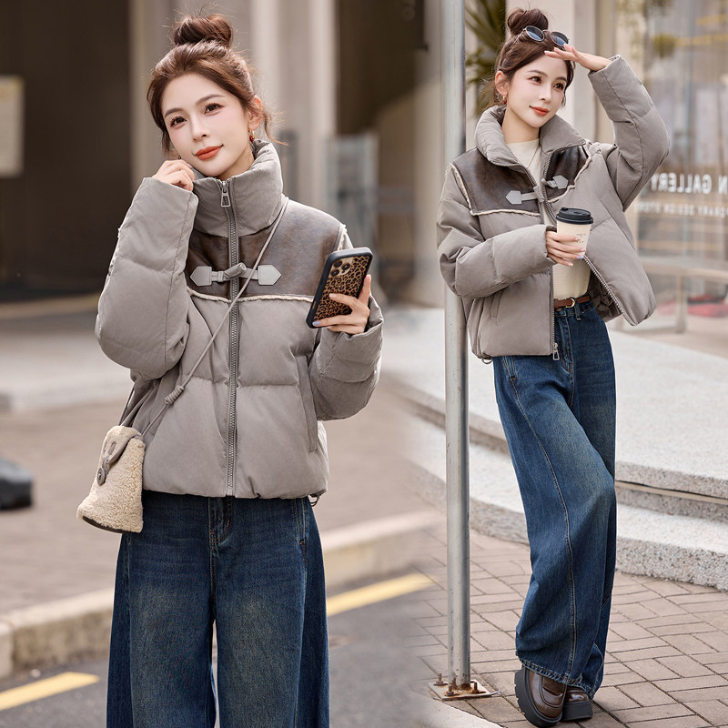 羽绒服女短款2025冬季新款今年流行爆款小个子时髦拼接白鸭绒外套