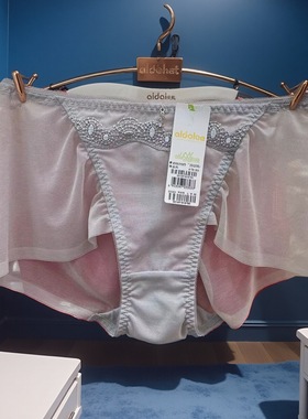 爱戴内裤D3303性感蕾丝光面无痕提臀短裤舒适透气女士底裤