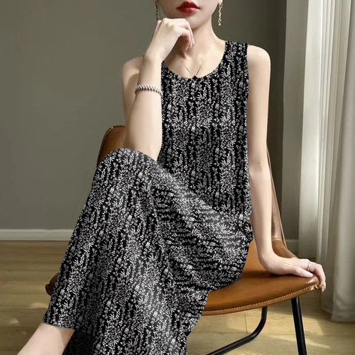 断码时尚-2025夏新款印花减龄遮肚妈妈装背心吊带中长款连衣裙女