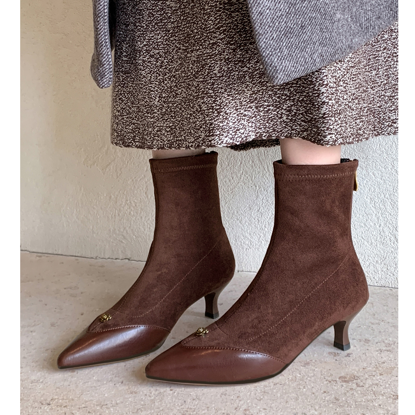 细跟及踝短靴尖头高跟时装瘦瘦靴