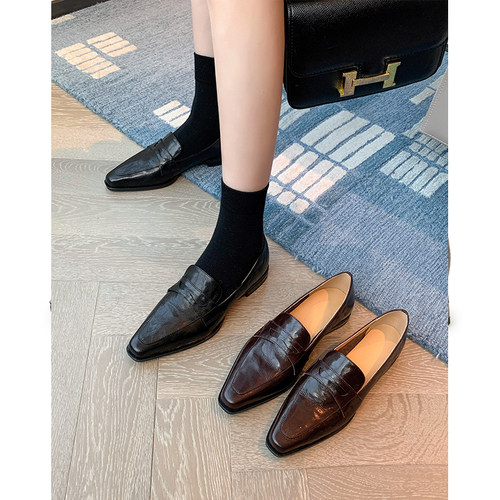 kmeizu尖头真皮气质单鞋