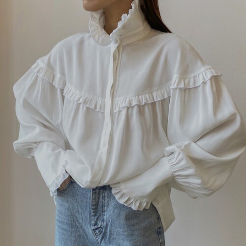 Lace lantern sleeve shirt 法式翻领灯笼袖花边设计感白色衬衣女