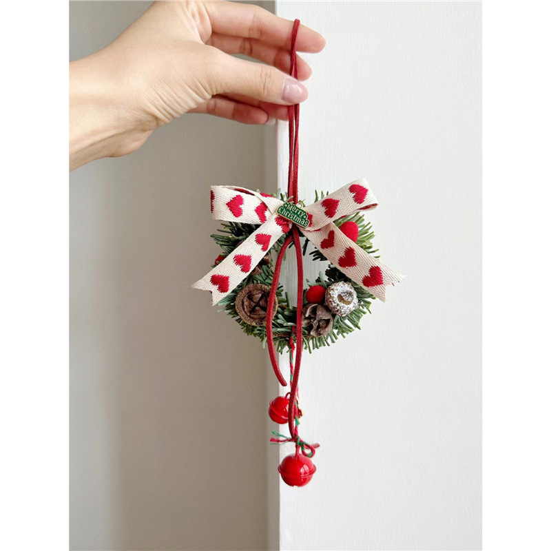 北欧ins风迷你圣诞花环门挂diy诺贝松花环车挂圣诞节家用装饰挂件