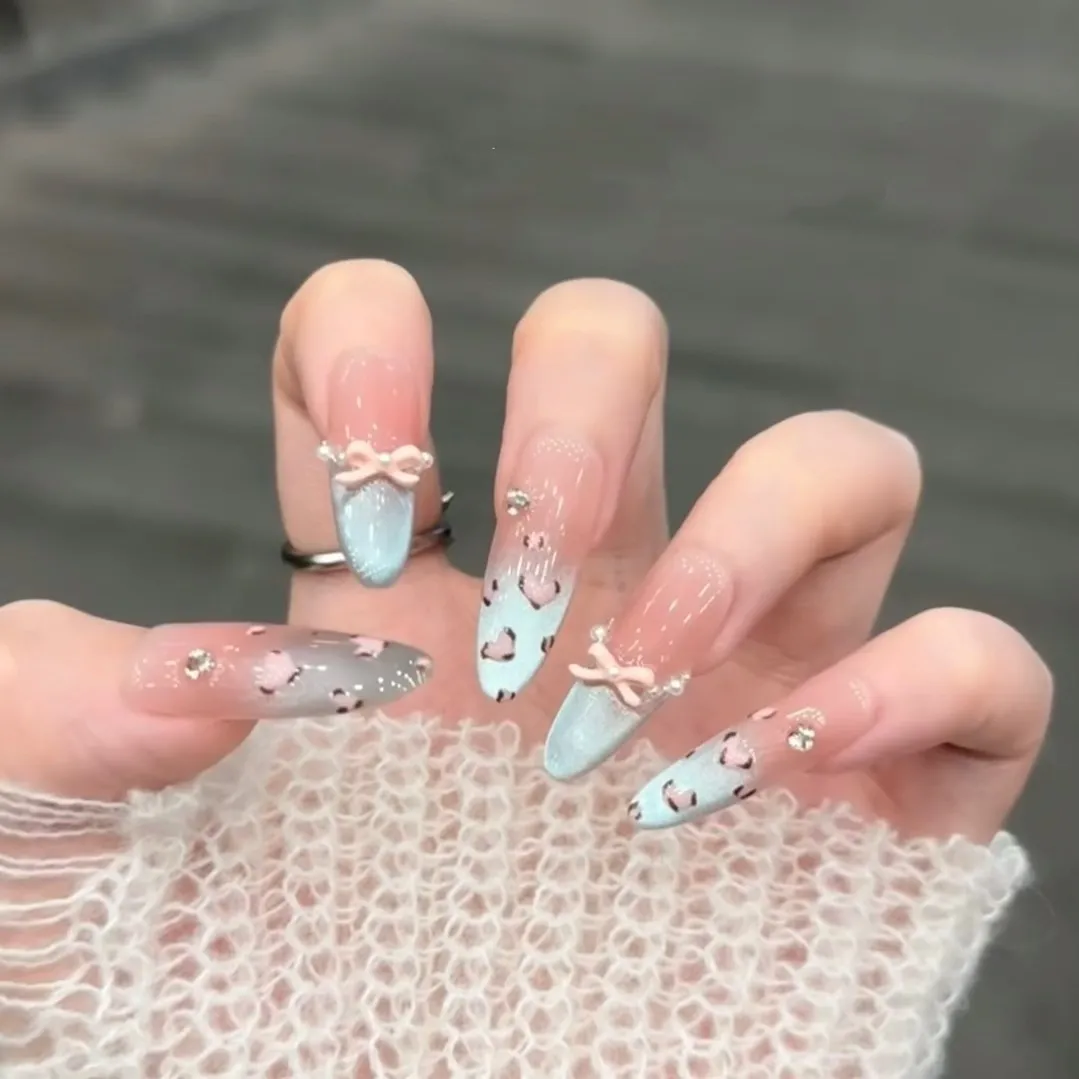 海蓝猫眼海盐夏日湖蓝色猫眼美甲纯手工穿戴甲蝴蝶结晕染纯欲甜美