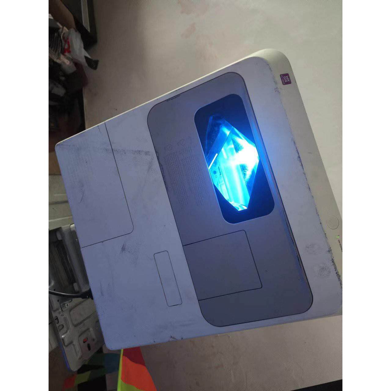 索尼vpl-sw535二手投影仪,画面效果不错,可以平放在桌