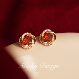 「赤焰锆光」小众高级感耳钉爆闪耳饰女蚊香盘耳夹无耳洞贵气耳环